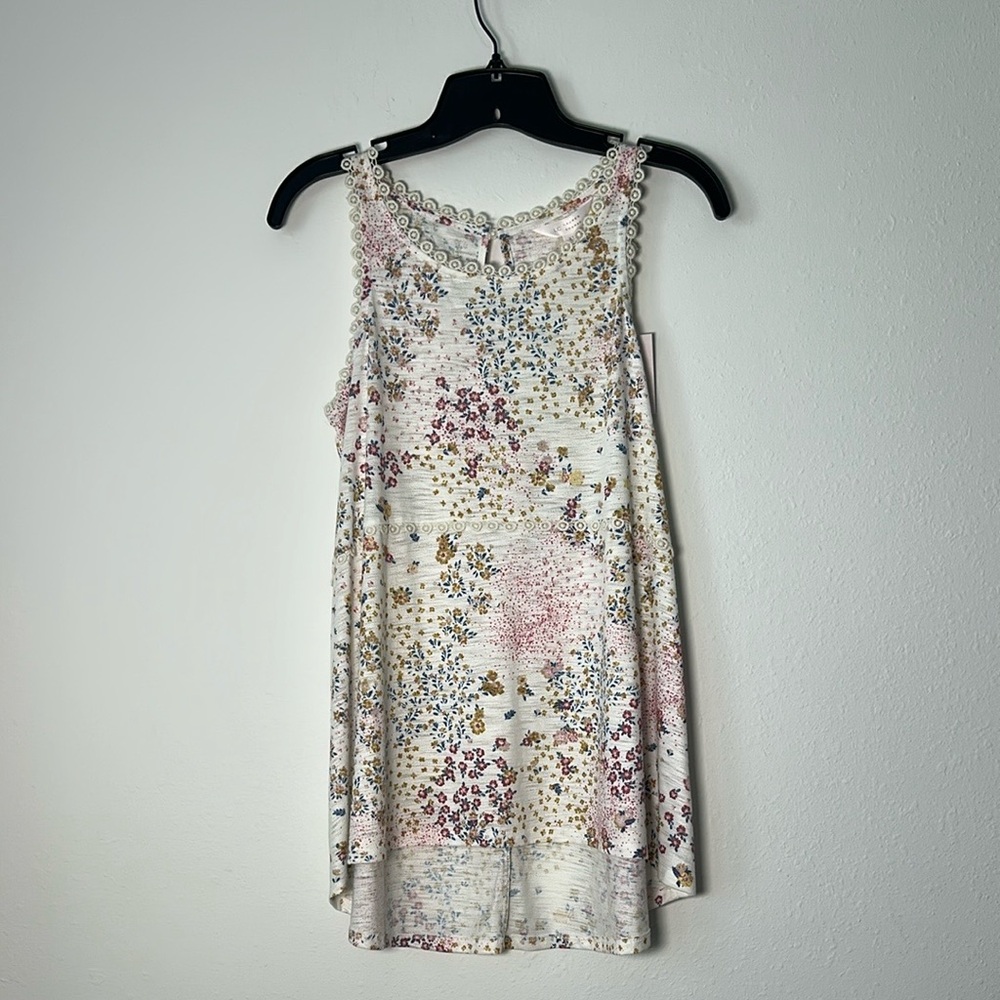 LC Lauren Conrad Floral Tank Top - Picture 9 of 9